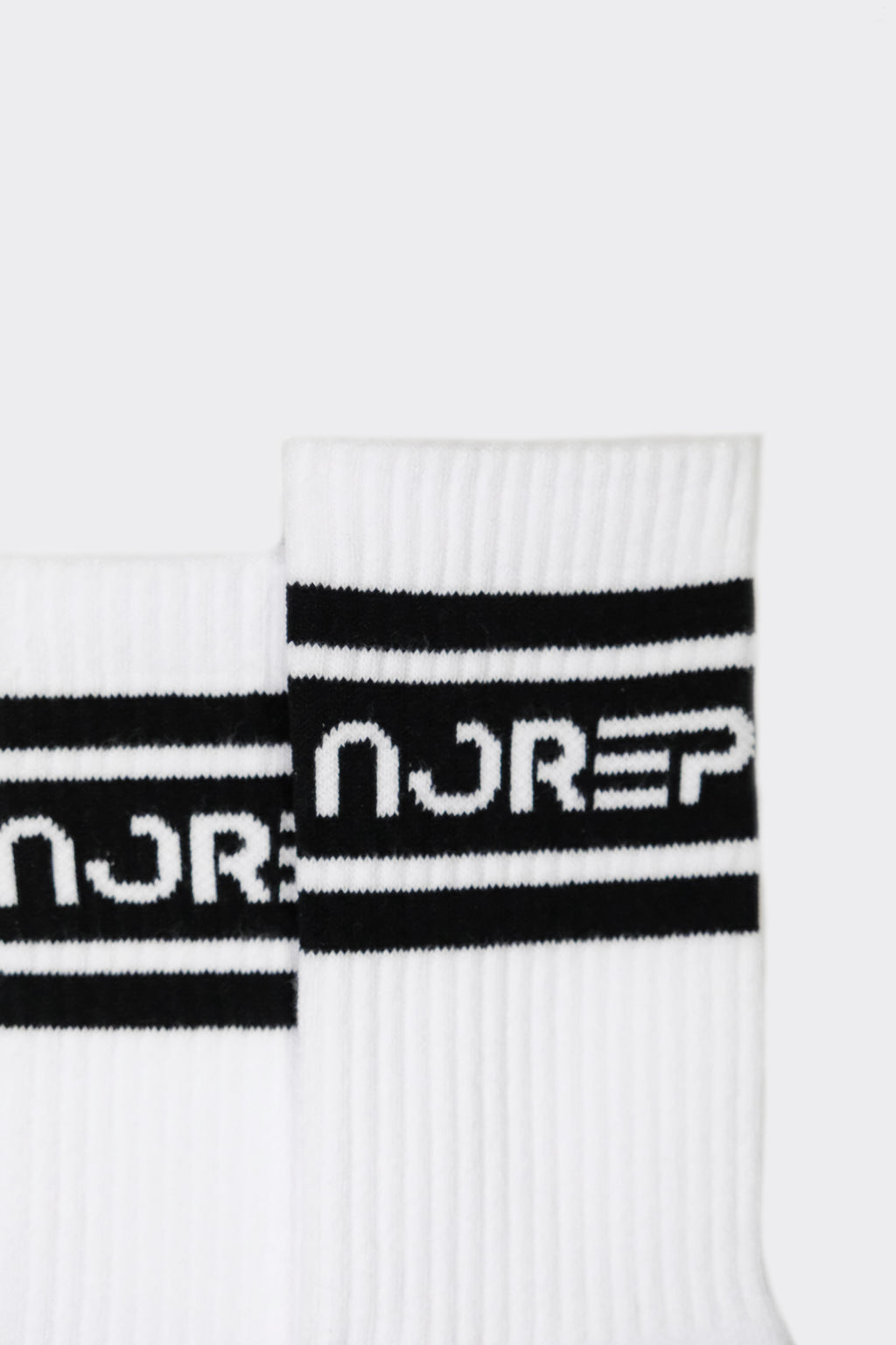 Essential Crew Socks