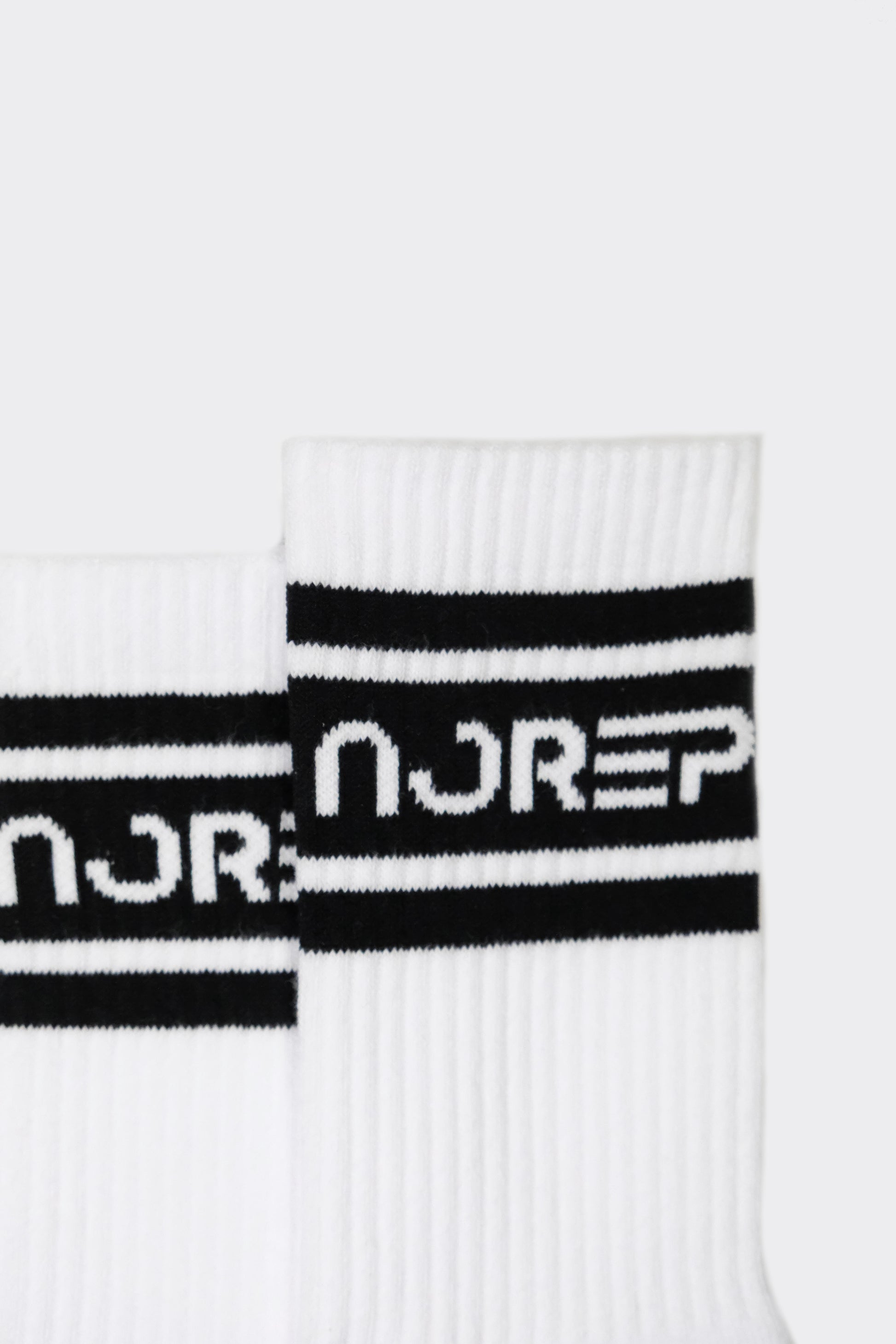 Essential Crew Socks