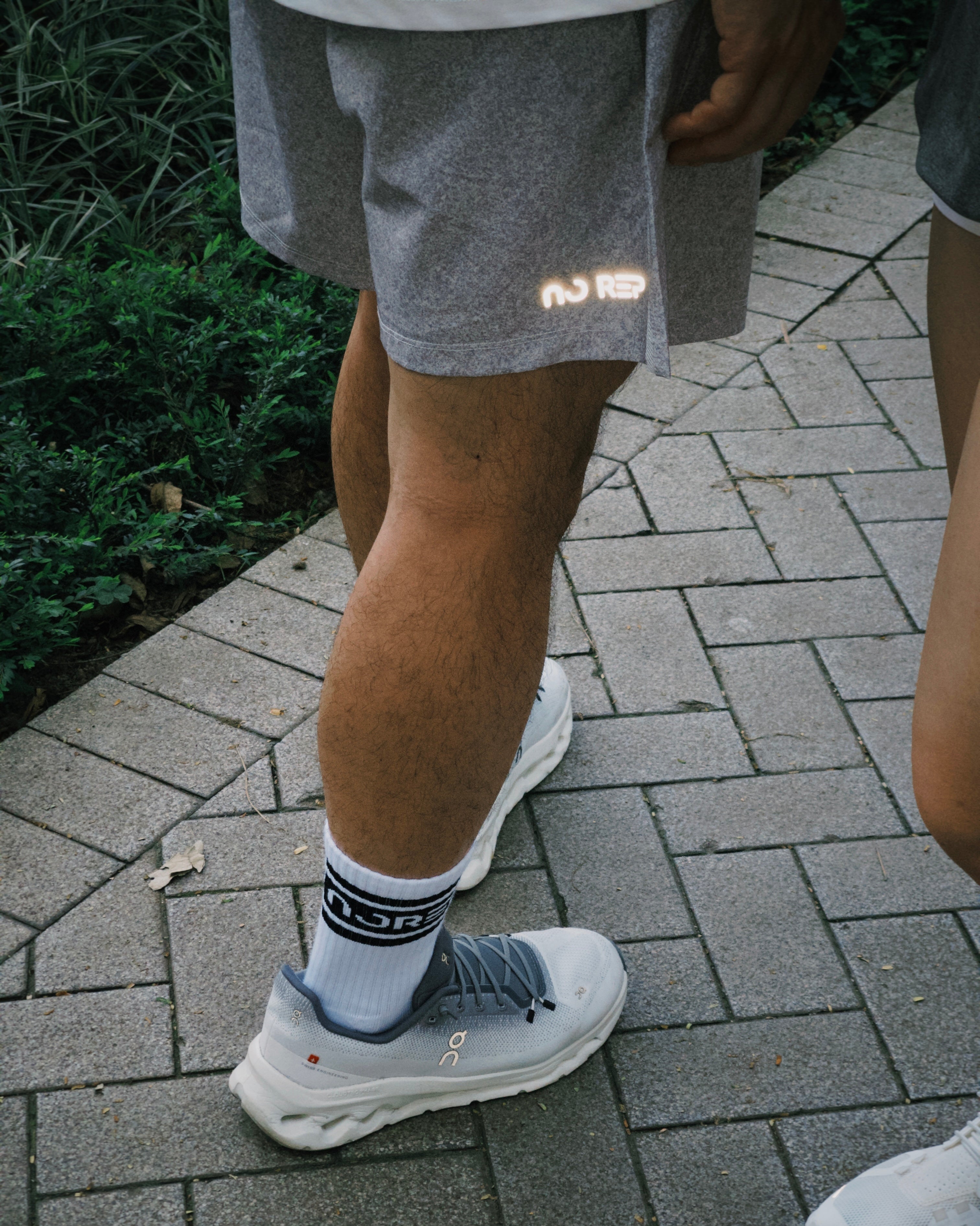 7" Training Performance Shorts with Reflective Logo